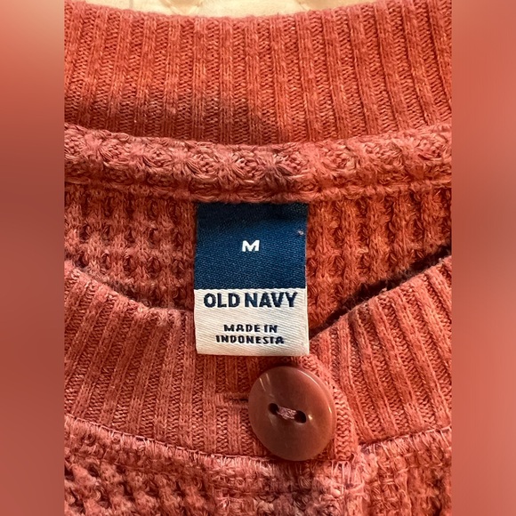Old Navy Waffle knit Henley - Picture 3 of 5